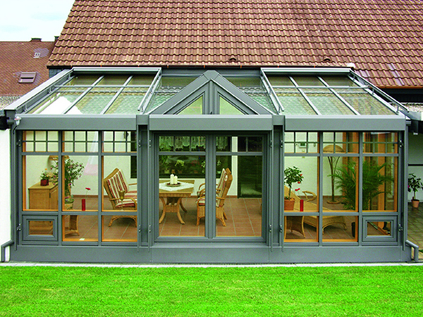 陽(yáng)光房避免漏水需要怎么安裝？湖州別墅陽(yáng)光房廠家告訴你