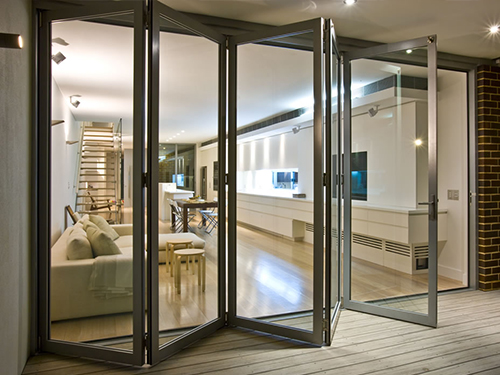 鋁合金門窗與鋼塑門窗哪個(gè)更好？